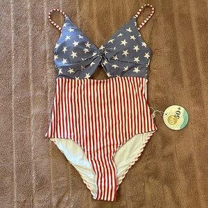 NWT WOMEN'S RUCHED CUTOUT ONE-PIECE SWIMSUIT | ALL AMERICAN size S